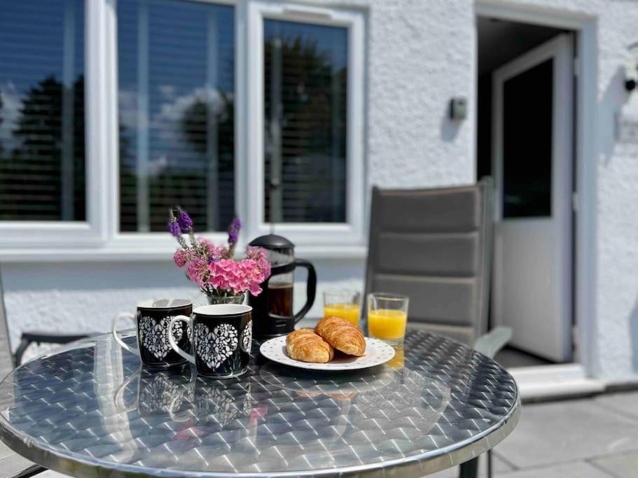 Little Greenway Holiday Bungalow Galmpton エクステリア 写真